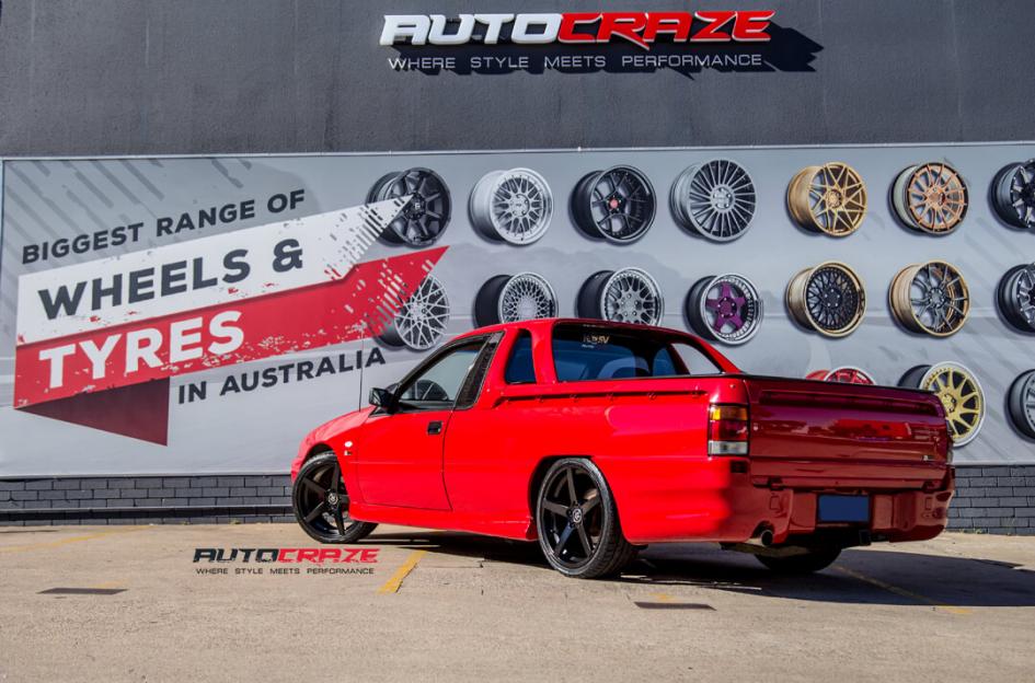 HOLDEN-COMMODORE-RACER-MATTE-BLACK
